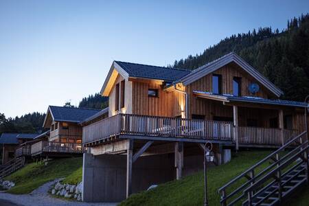 Freistehendes Ferienhaus in Hanglage im Alps Resorts Almdorf Hohentauern
