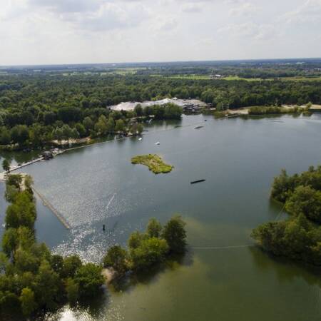 Luftaufnahme des Center Parcs De Kempervennen