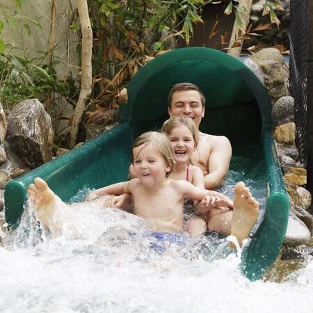 Wasserrutsche im Schwimmbad Aqua Mundo im Center Parcs Erperheide