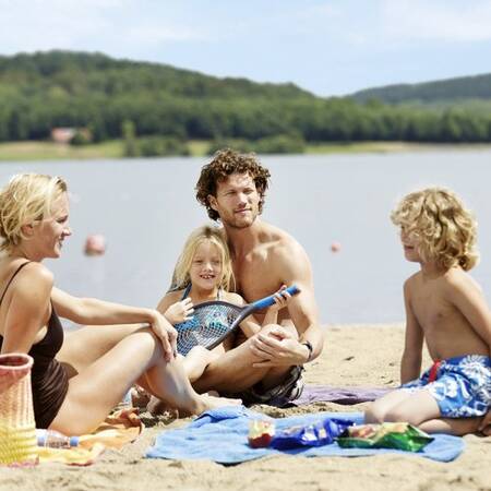 Badestrand am See des Center Parcs Park Bostalsee