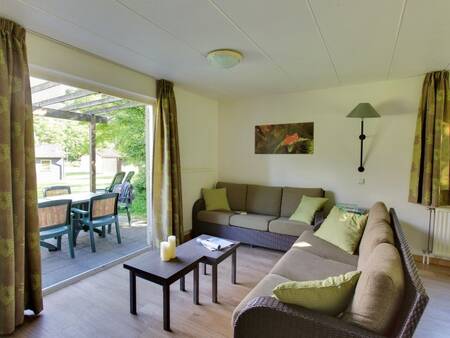 Ein Wohnzimmer eines Ferienhauses im Center Parcs Park Eifel