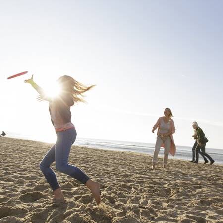 Genießen Sie den Strand und das Meer, denn der Center Parcs Park Zandvoort liegt direkt an der Küste