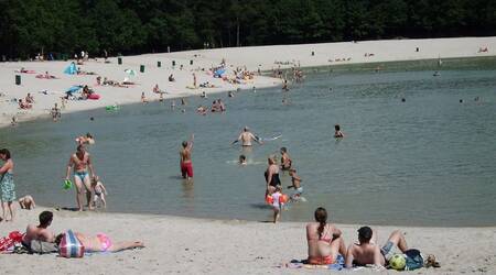 Im Sommer können Sie den Erholungssee 't Nije Hemelriek genießen