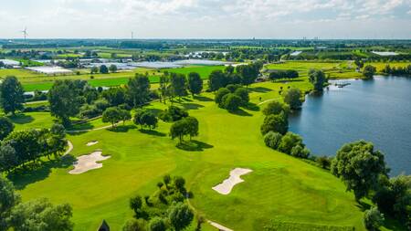 Golfplatz De Dorpswaard neben dem Ferienpark EuroParcs Aan de Maas