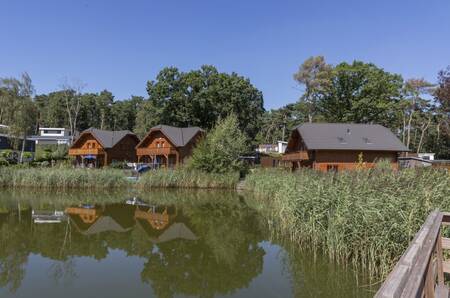 Ferienhäuser am Wasser im Ferienpark EuroParcs Brunssummerheide