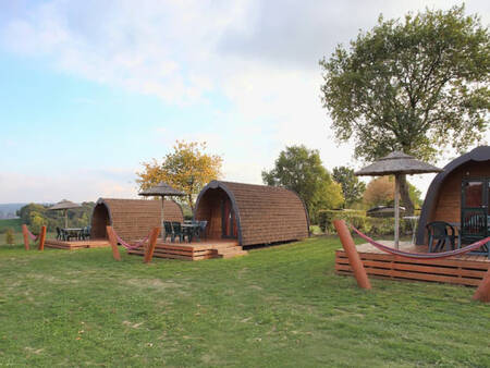 Lodges mit Veranda im Ferienpark EuroParcs Gulperberg in den Hügeln von Süd-Limburg