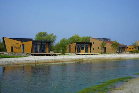 Ferienhäuser am Wasser im Ferienpark EuroParcs Hindeloopen