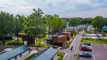 Luftaufnahme der Ferienhäuser im Ferienpark EuroParcs Kaatsheuvel