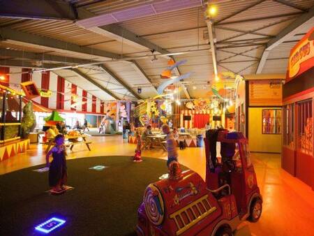 Das Indoor-Spielparadies im Ferienpark Landal Aelderholt