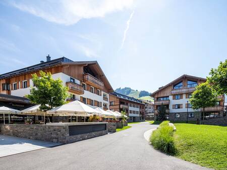 Verschiedene Apartmentanlagen im Landal Alpen Resort Maria Alm
