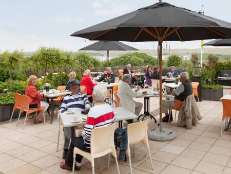 Terrasse des Grandcafé - Restaurant 'Brood' von Landal Ameland State
