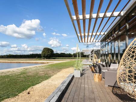 Ferienhaus mit Garten am Erholungssee im Landal Ferienpark Sallandse Heuvelrug