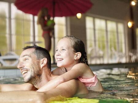 Hallenbad des Ferienparks Landal Landgoed De Elsgraven