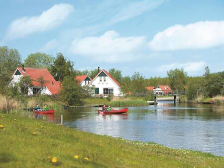 Der Ferienpark Landal Natuurdorp Suyderoogh ist ein wasserreicher Ferienpark