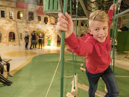 Spaß im Indoor-Spielparadies im Ferienpark Landal Rabbit Hill