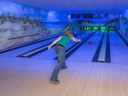 Landal Resort Haamstede - Im Huis van Burgh gibt es mehrere Bowlingbahnen