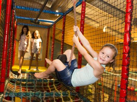 Der Ferienpark Landal Sonnenberg verfügt über einen Indoor-Spielplatz