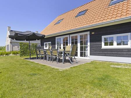 Bauernhaus 12C für 12 Personen für Gruppen im Ferienpark Landal Strand Resort Nieuwvliet-Bad