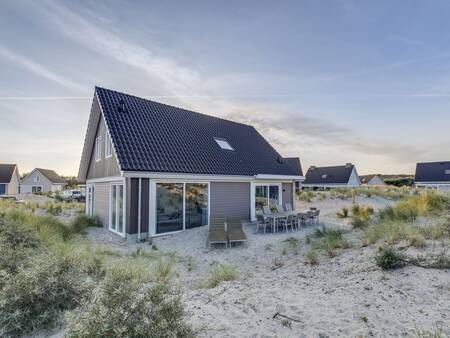 Ferienhaus Villa für 10 Personen - Grasduin 10L im Ferienpark Landal Strand Resort Ouddorp Duin