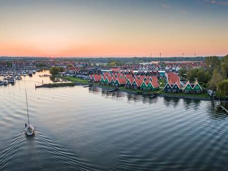 Landal Waterpark Volendam liegt direkt am Markermeer