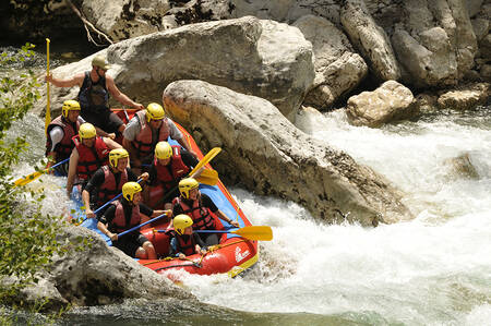 Personenrafting in der Nähe des Ferienparks RCN les Collines de Castellane