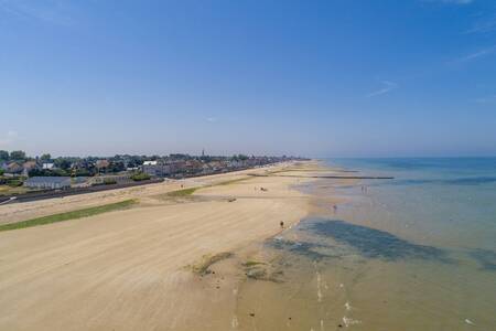 Der Strand in der Nähe des Ferienparks Roompot Côte de Nacre