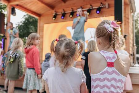 Kinderclub-Unterhaltung im Roompot Vakantiepark Kijkduin