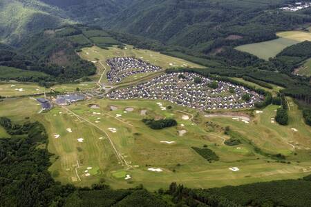 Luftaufnahme des Ferienparks Roompot Ferienresort Cochem und Umgebung