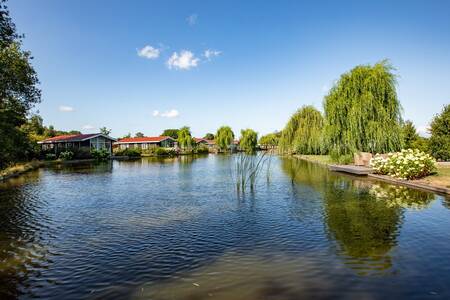 Ferienhäuser am Wasser im Ferienpark Topparken Residence Lichtenvoorde