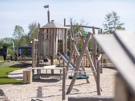 Ein Spielplatz im Ferienpark Topparken Résidence Valkenburg