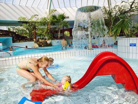 Rutschenschwimmbad Schwimmparadies im Center Parcs Eifel